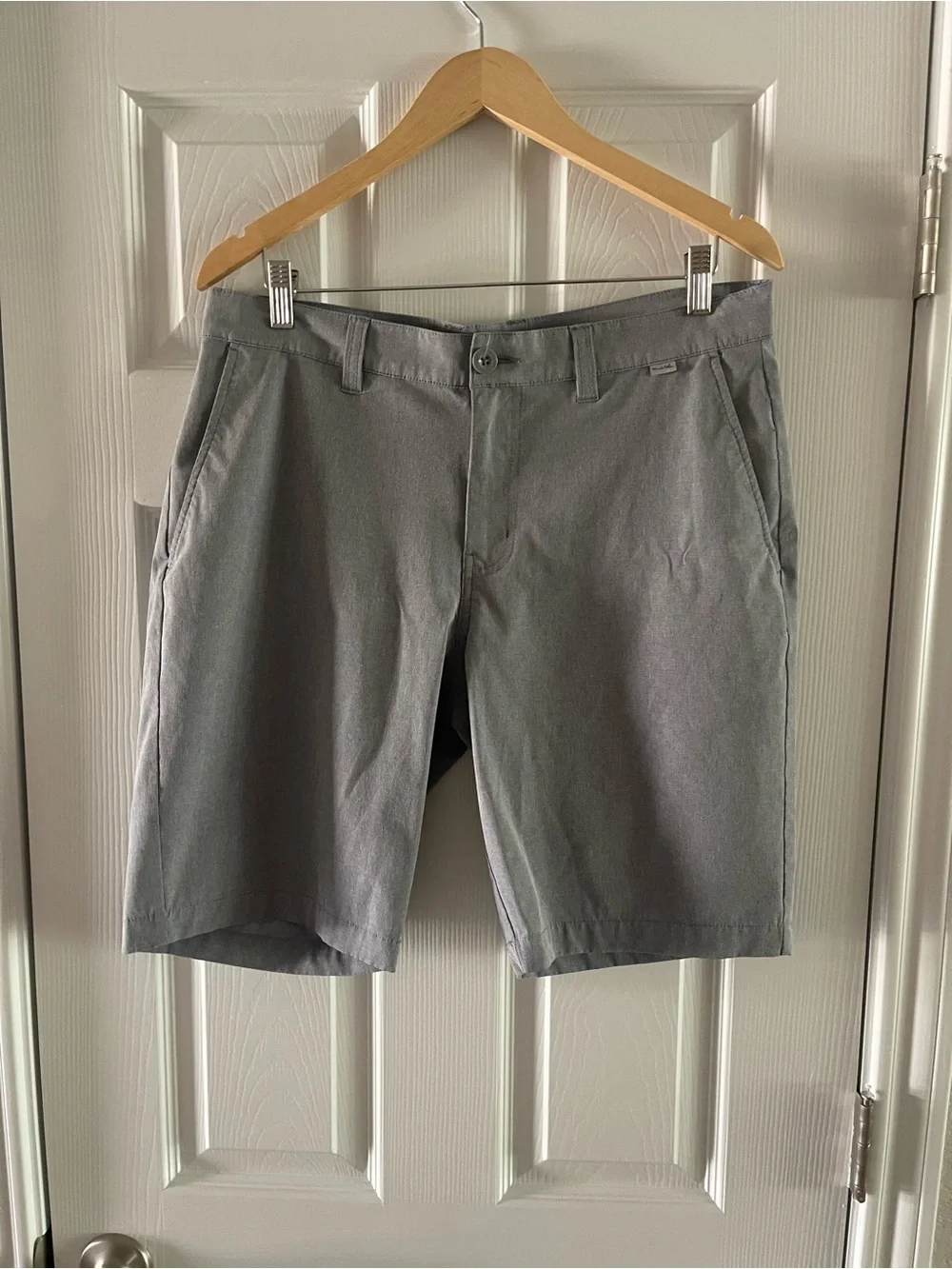 NWOT Travis Matthew Pier Pleasure Golf Shorts Size 34